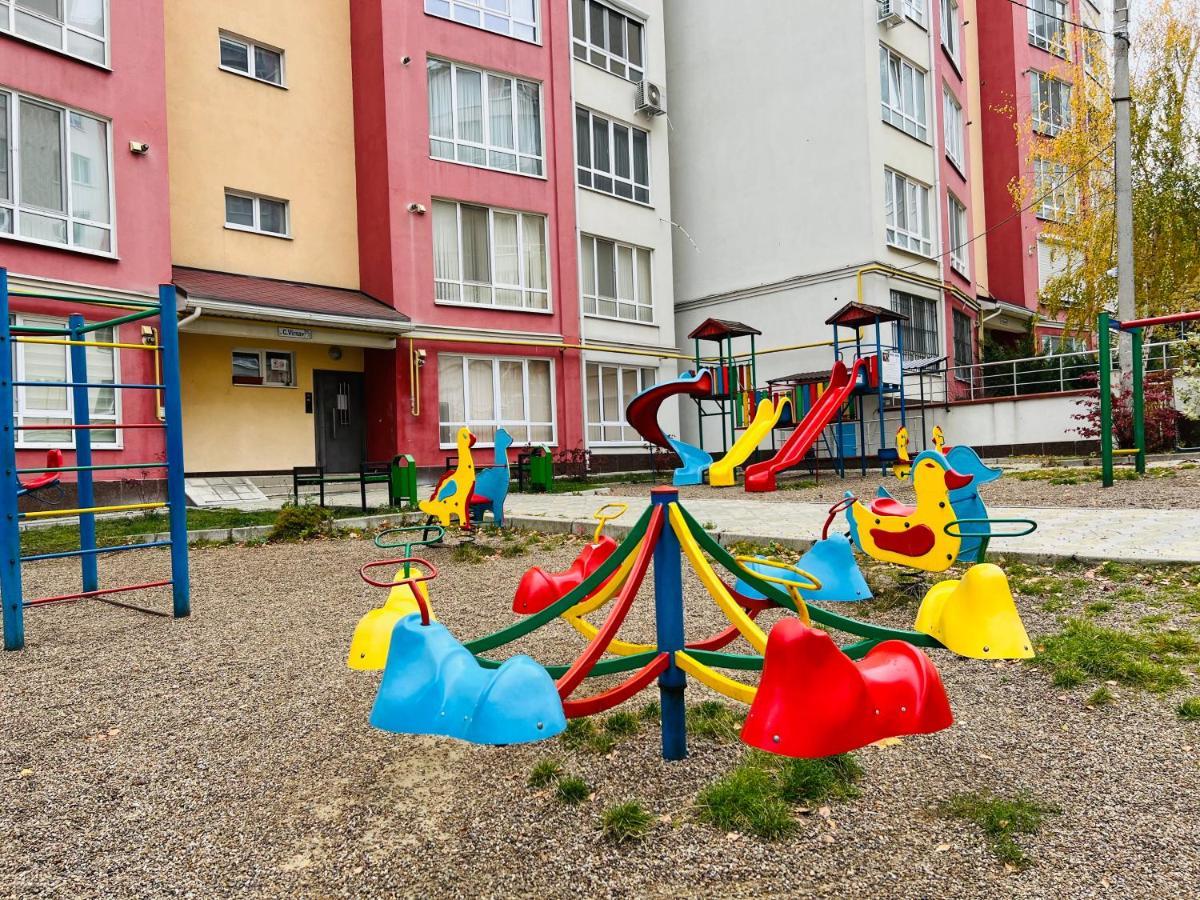 Cozy Apartment In Chisinau Ngoại thất bức ảnh