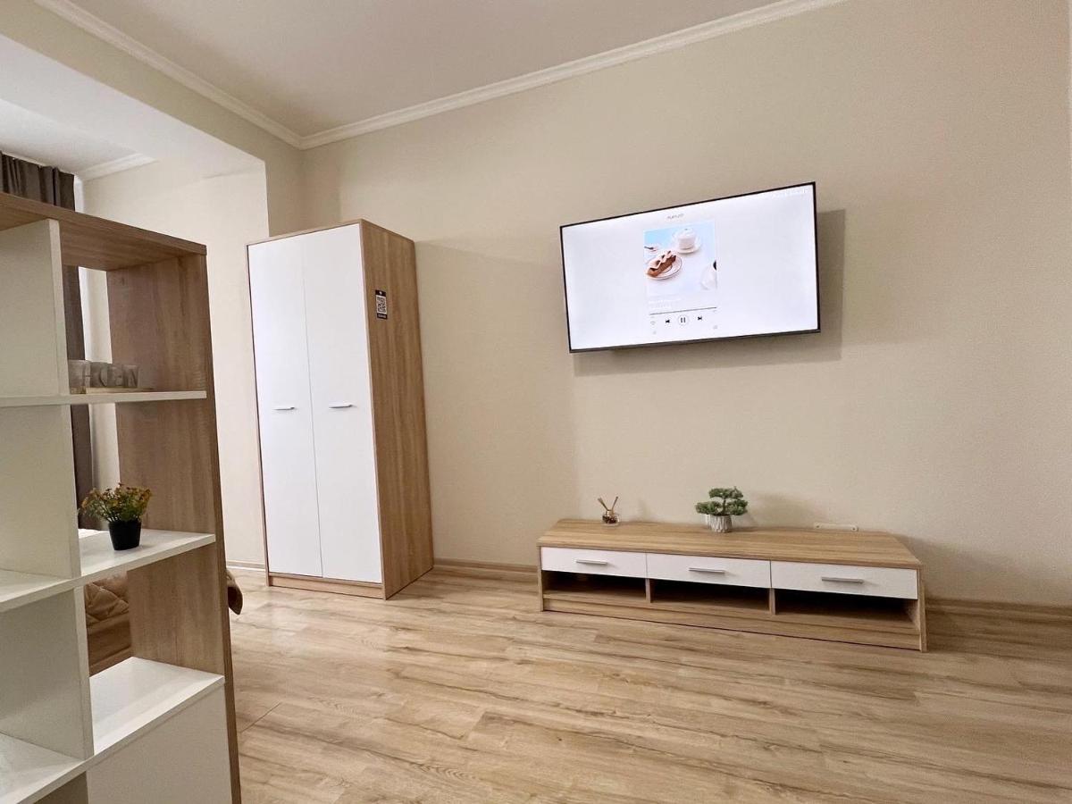 Cozy Apartment In Chisinau Ngoại thất bức ảnh